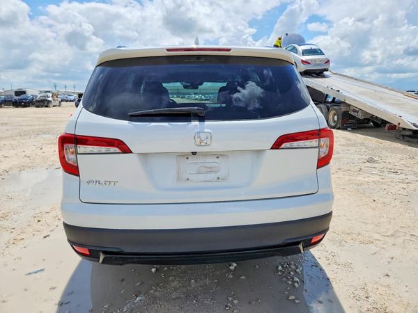 2021 HONDA PILOT SE