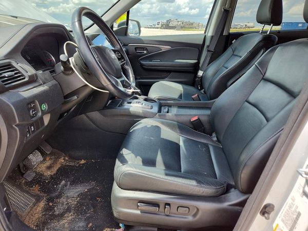 2021 HONDA PILOT SE
