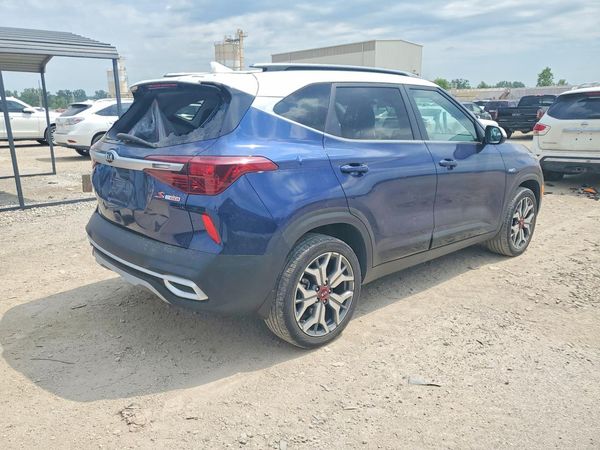 2021 KIA SELTOS S