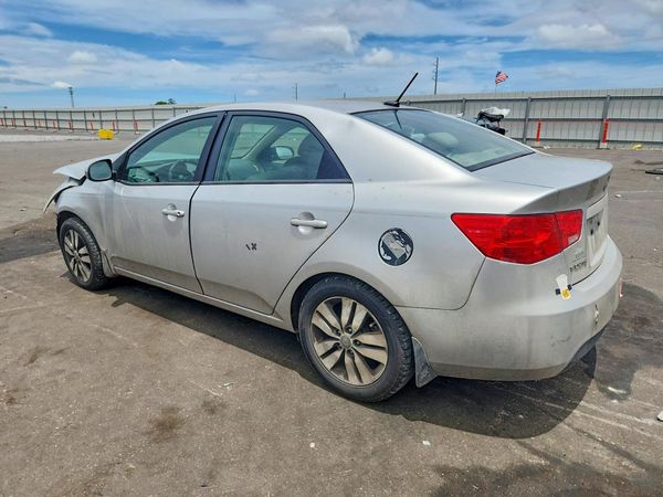 2013 KIA FORTE EX