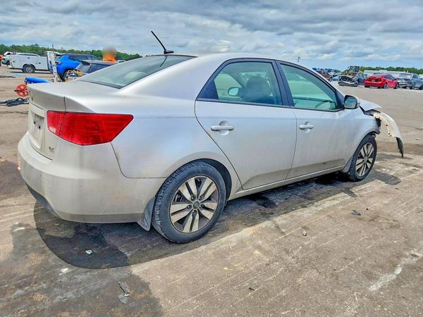 2013 KIA FORTE EX
