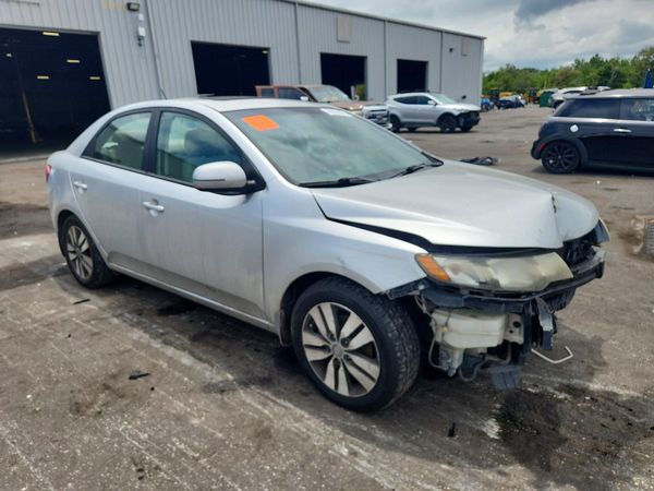 2013 KIA FORTE EX