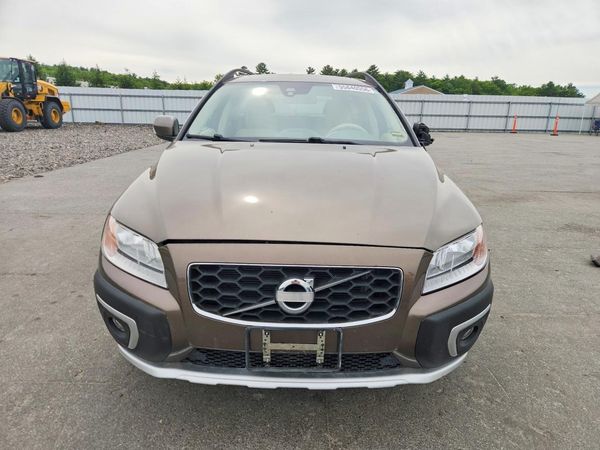 2015 VOLVO XC70