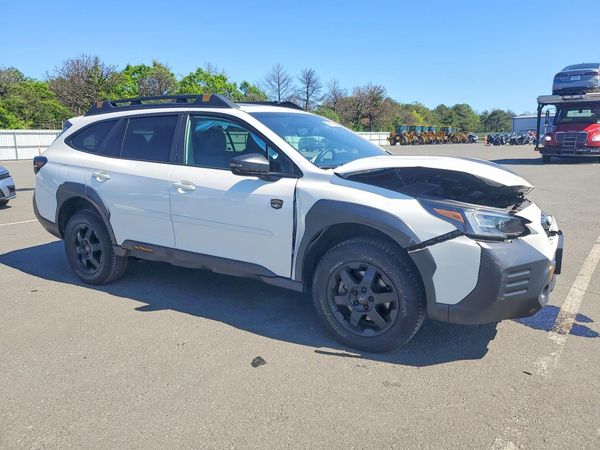 2022 SUBARU OUTBACK