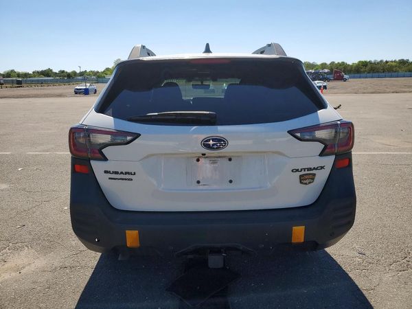 2022 SUBARU OUTBACK