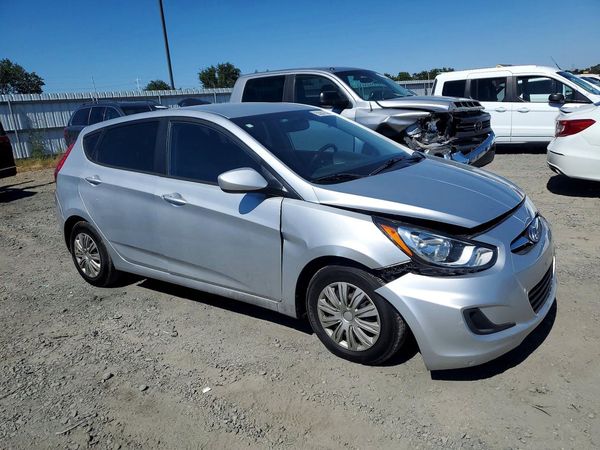 2013 HYUNDAI ACCENT GLS, GS