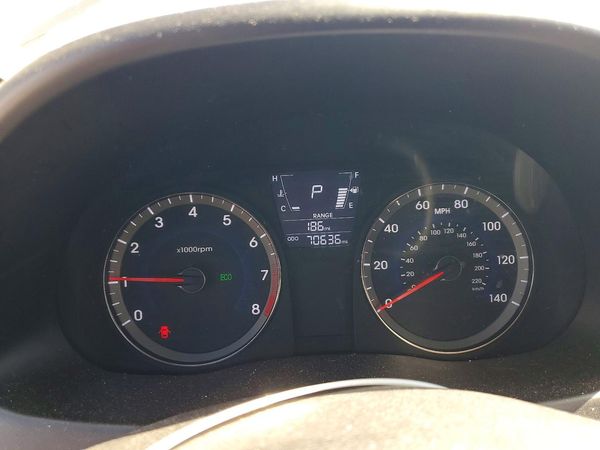 2013 HYUNDAI ACCENT GLS, GS