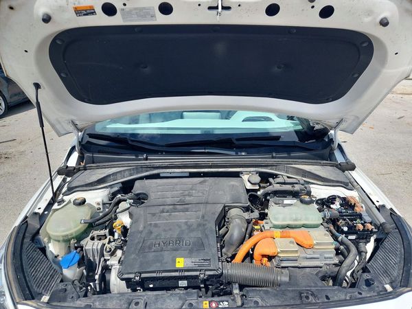 2020 HYUNDAI IONIQ SE