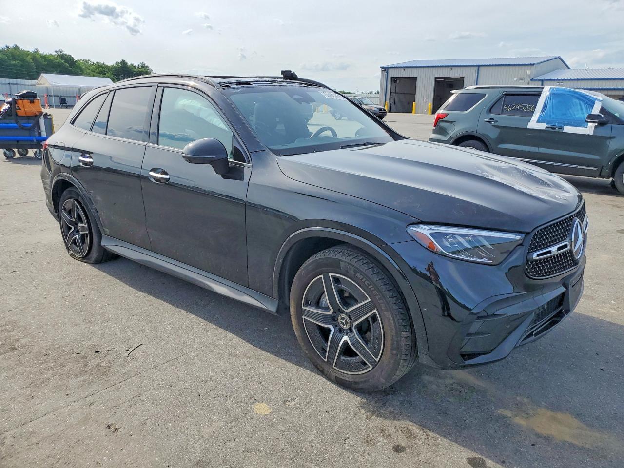 2024 MERCEDES-BENZ GLC