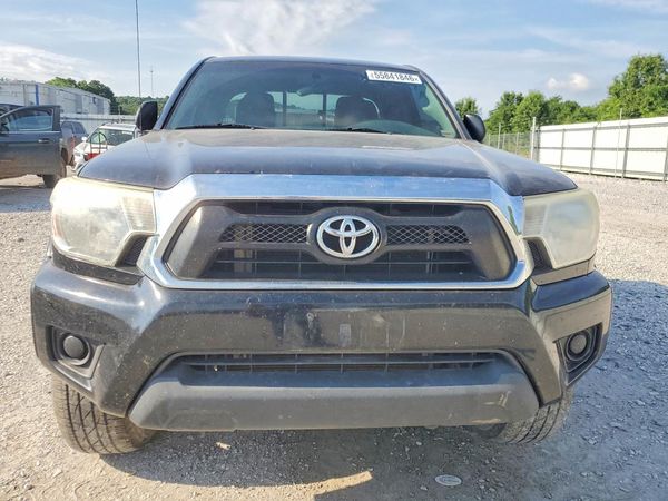 2015 TOYOTA TACOMA Delux Grade