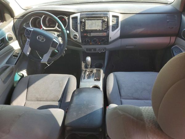 2015 TOYOTA TACOMA Delux Grade