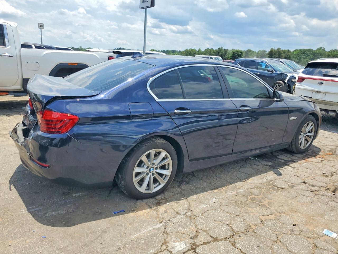 2016 BMW 528
