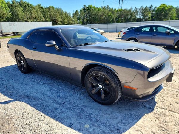 2021 DODGE CHALLENGER SXT