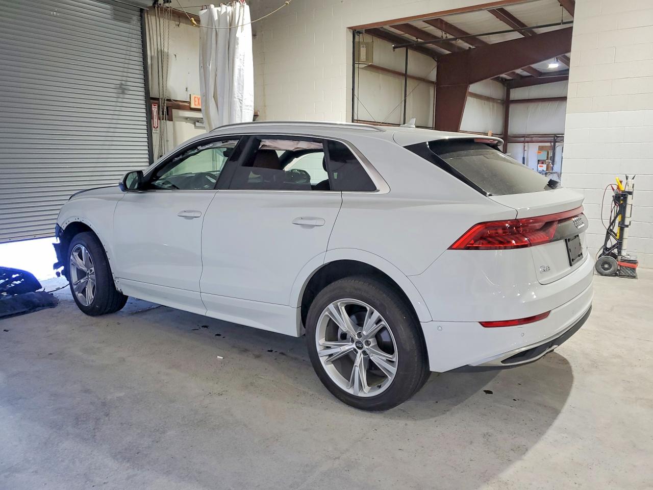 2021 AUDI Q8 quattro Premium Plus