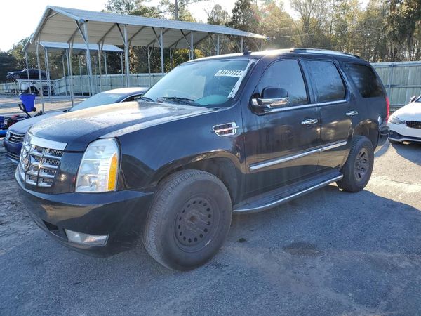 2013 CADILLAC ESCALADE