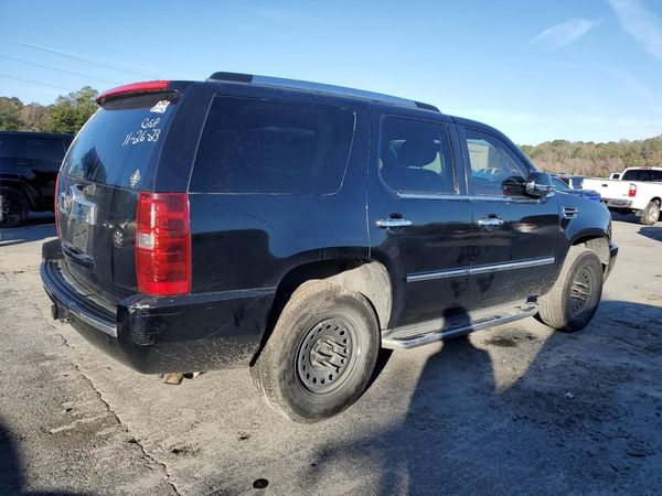 2013 CADILLAC ESCALADE