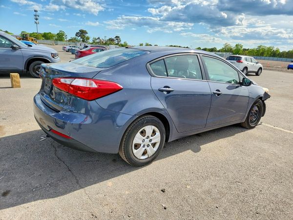 2016 KIA FORTE GL (Middle-Low Grade)