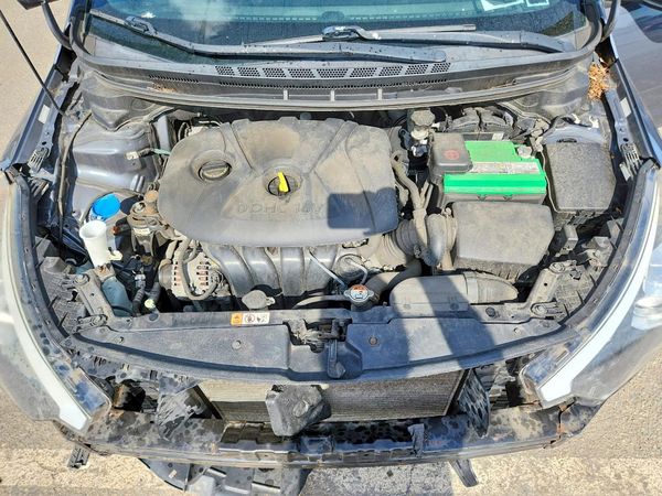 2016 KIA FORTE GL (Middle-Low Grade)