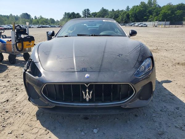 2018 MASERATI GRANTURISMO
