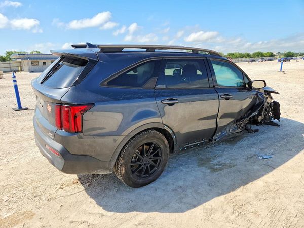 2023 KIA SORENTO EX