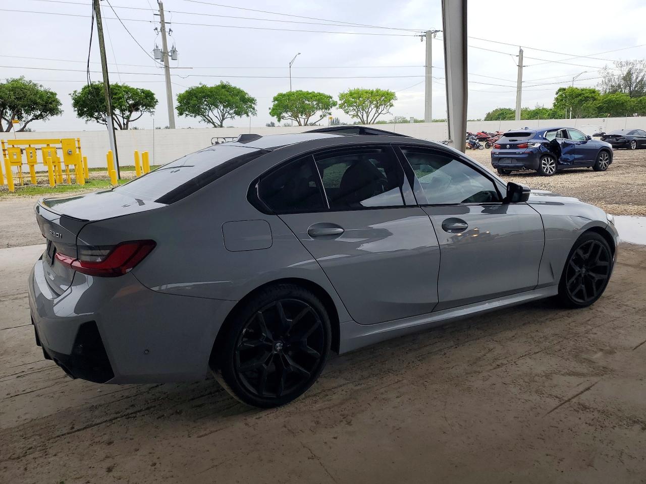 2025 BMW 330XI xDrive