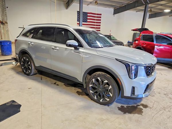 2025 KIA SORENTO EX; X-Line EX