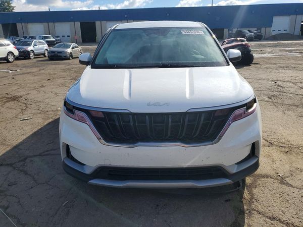 2024 KIA CARNIVAL