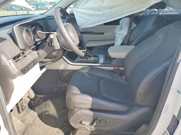 2024 KIA CARNIVAL