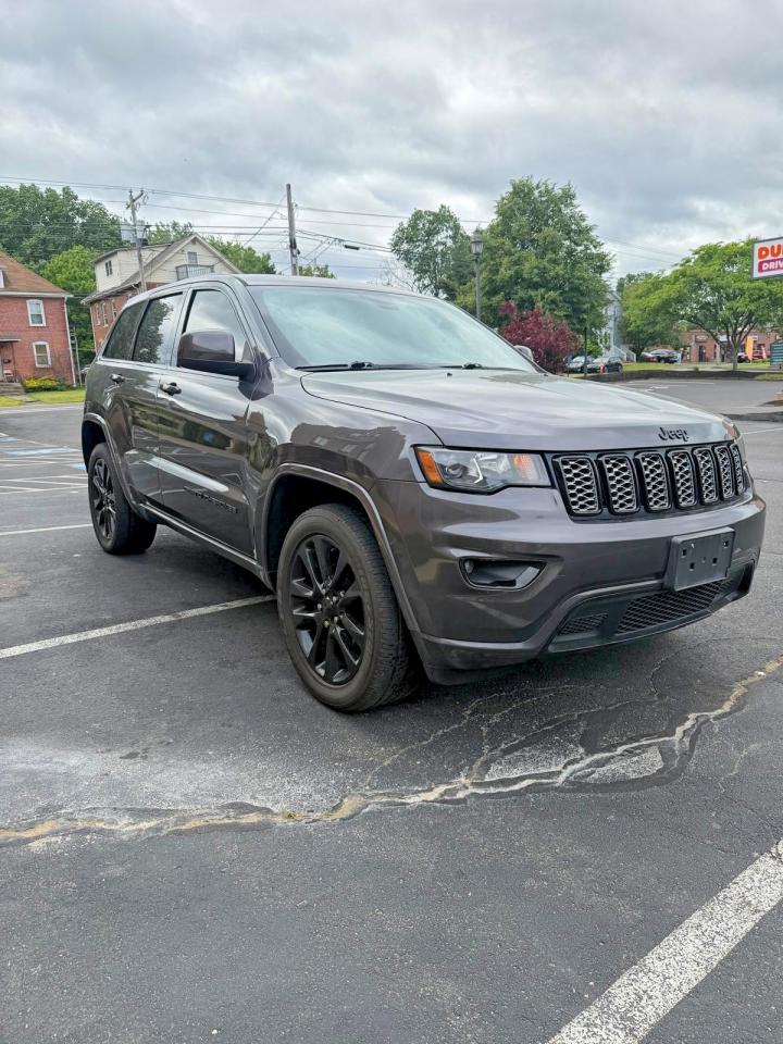 2018 JEEP GRAND CHEROKEE LAREDO 4X4