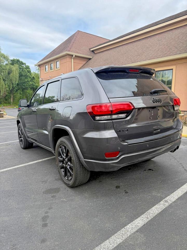 2018 JEEP GRAND CHEROKEE LAREDO 4X4
