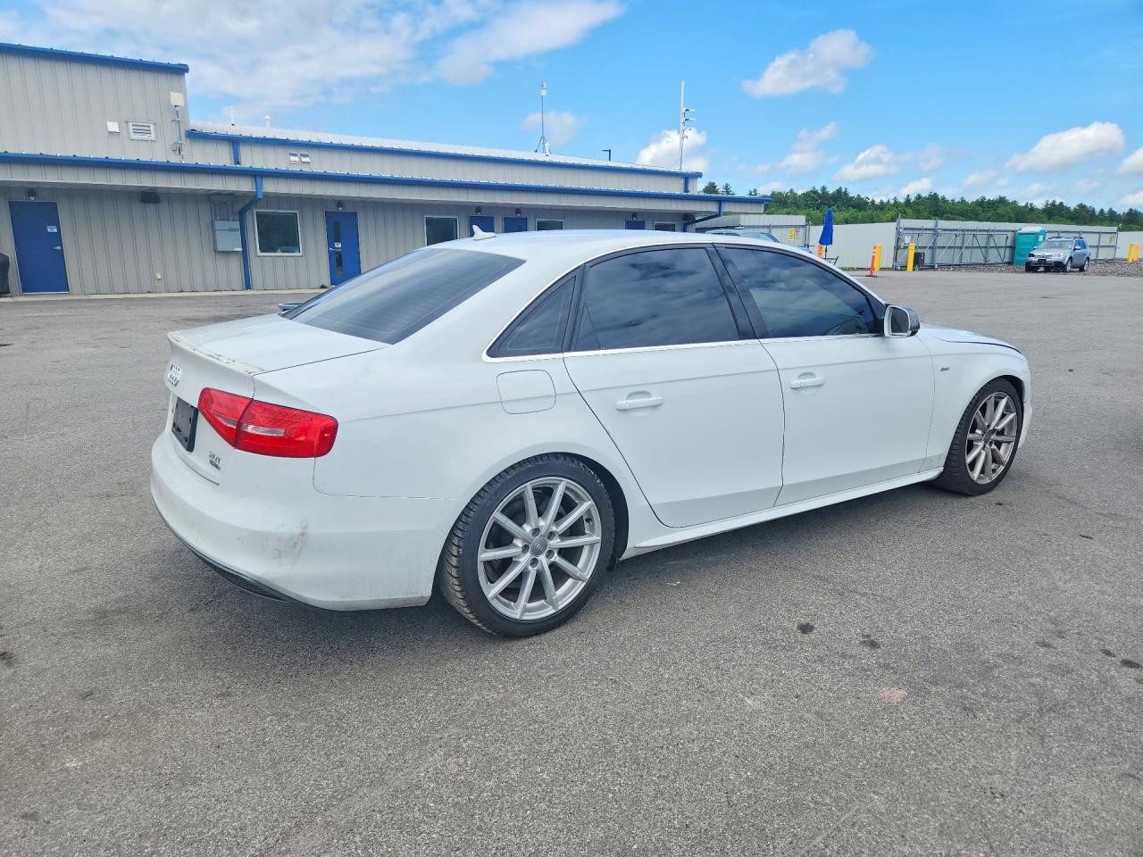 2016 AUDI A4