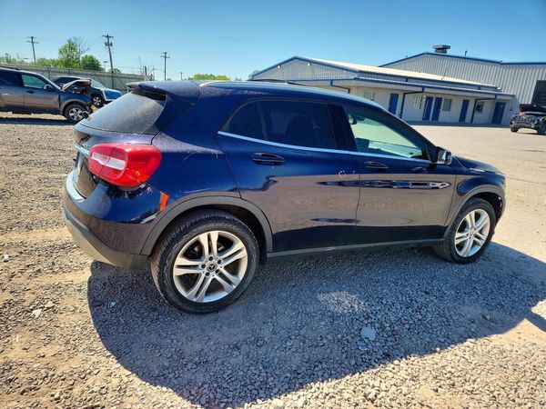 2018 MERCEDES-BENZ GLA GLA250-4M