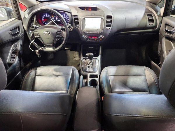 2017 KIA FORTE EX