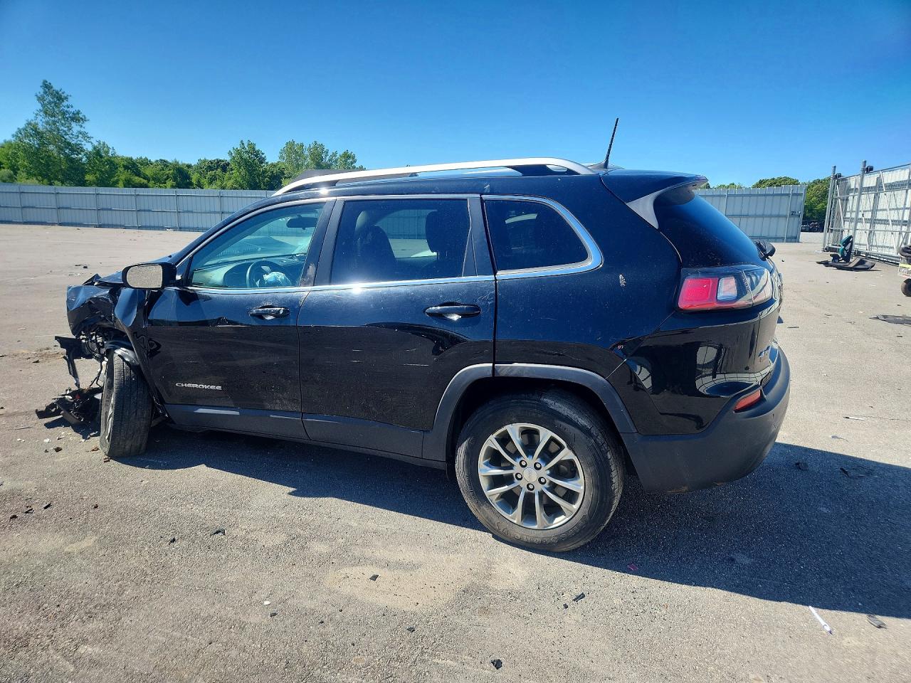 2019 JEEP CHEROKEE LATITUDE PLUS 4X4