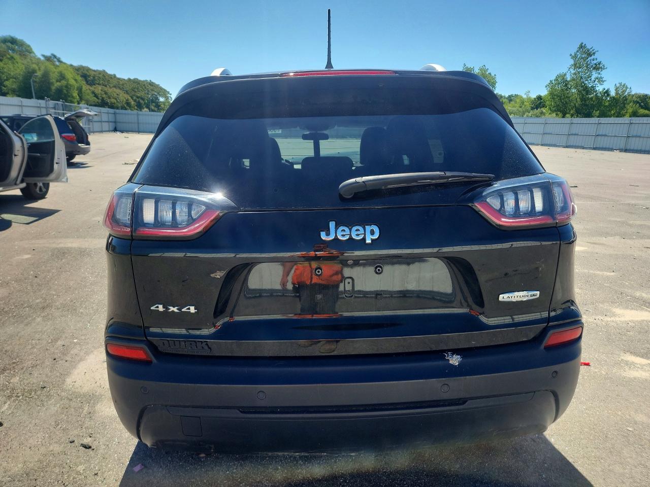 2019 JEEP CHEROKEE LATITUDE PLUS 4X4