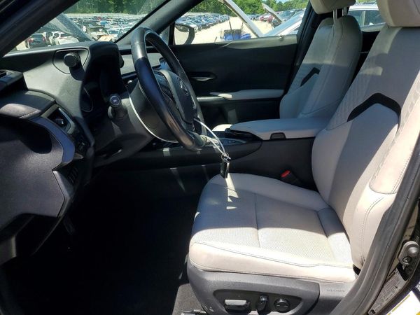 2020 LEXUS UX 250h Premium
