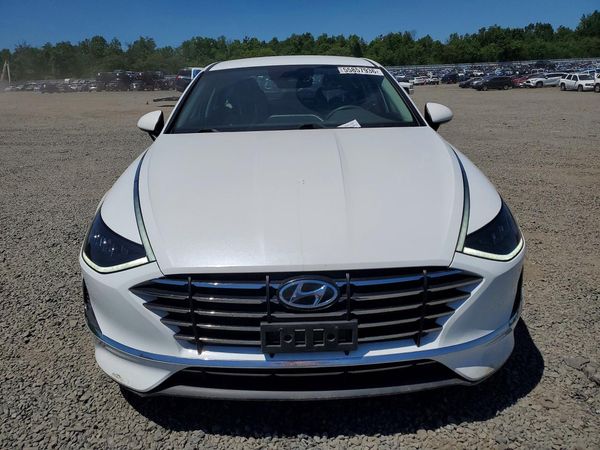 2020 HYUNDAI SONATA SE