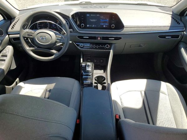 2020 HYUNDAI SONATA SE