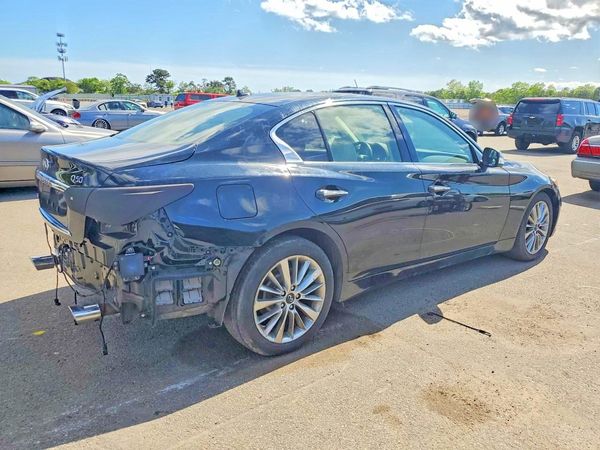 2019 INFINITI Q50