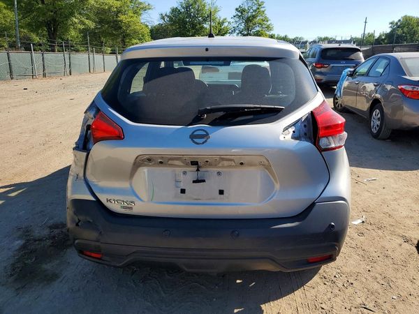 2020 NISSAN KICKS