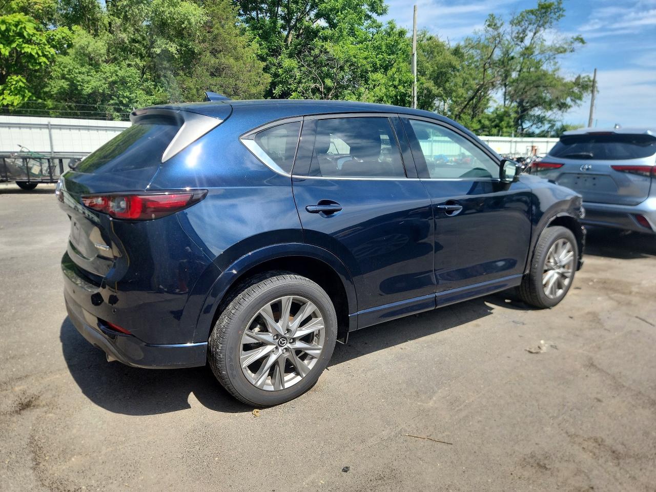 2025 MAZDA CX-5 Premium Plus