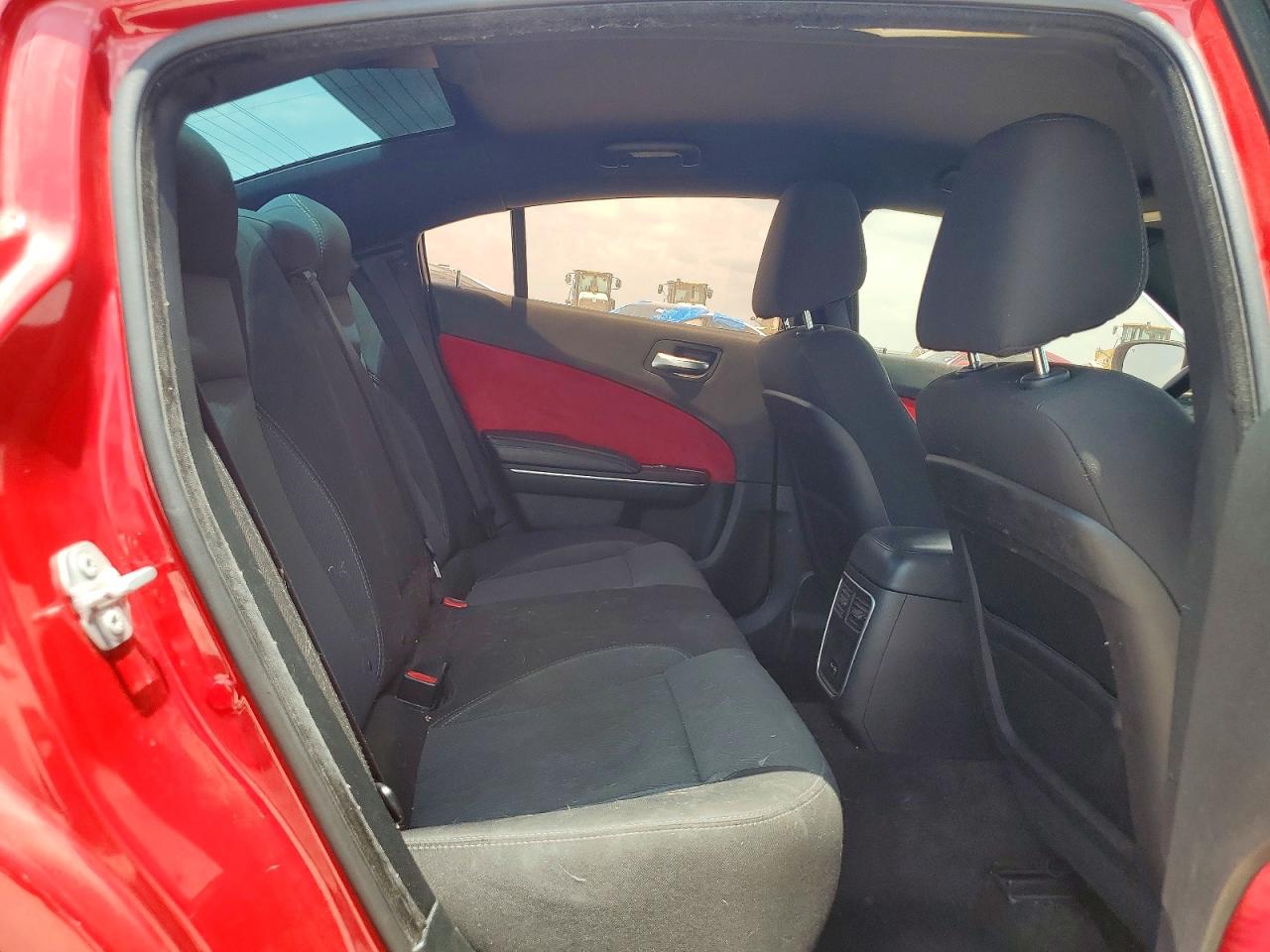 2016 DODGE CHARGER SE