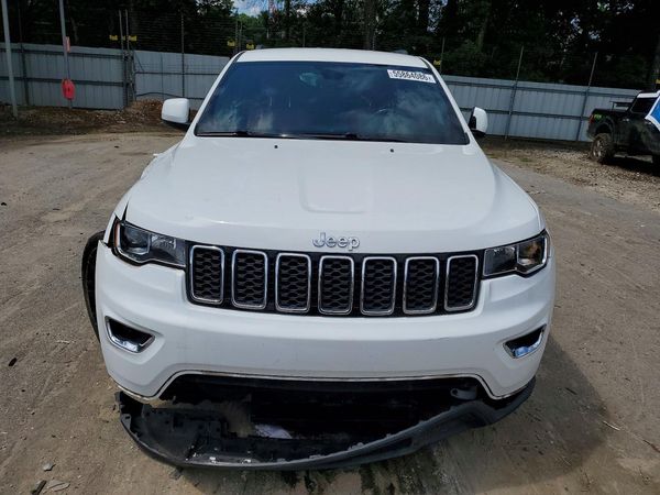 2017 JEEP GRAND CHEROKEE LAREDO 4X2