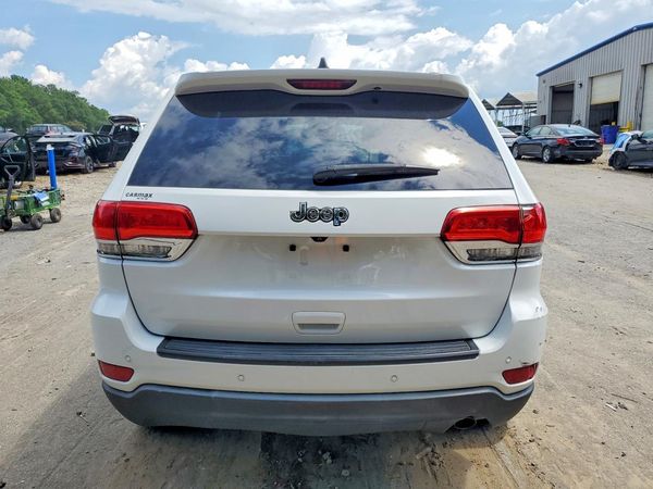2017 JEEP GRAND CHEROKEE LAREDO 4X2