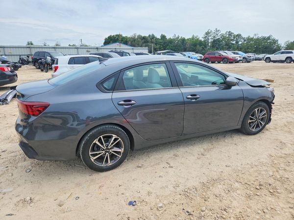 2022 KIA FORTE FE, LXS