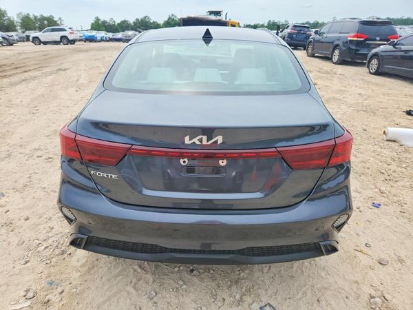 2022 KIA FORTE FE, LXS