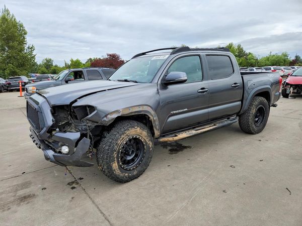 2017 TOYOTA TACOMA