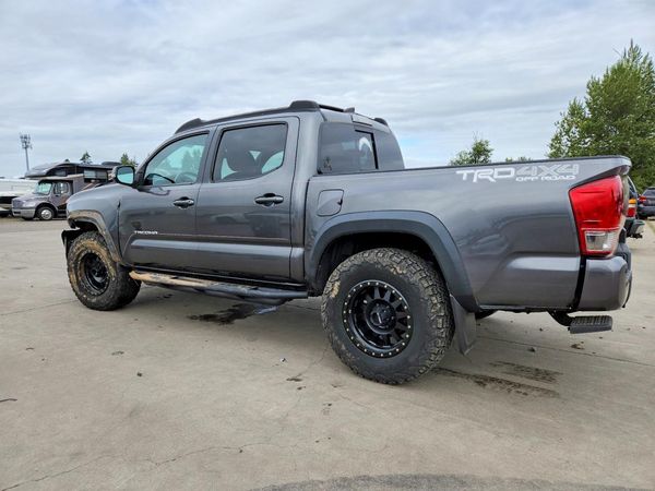2017 TOYOTA TACOMA