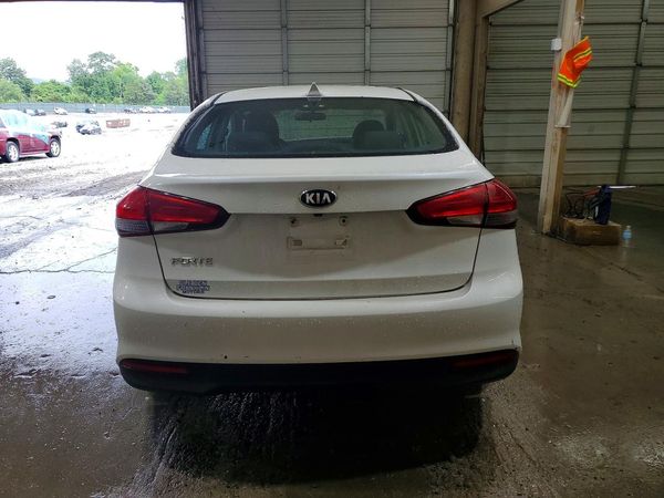 2018 KIA FORTE