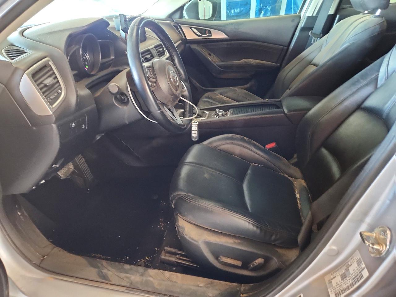 2018 MAZDA 3 Touring